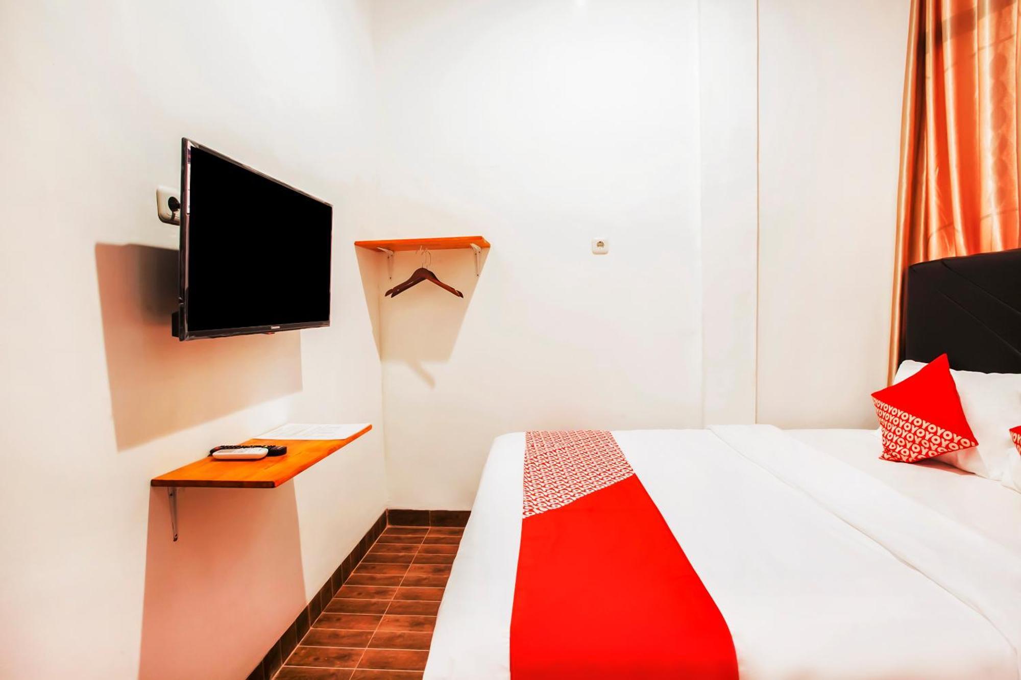 Oyo 2720 Sutomo Inn Medan Esterno foto